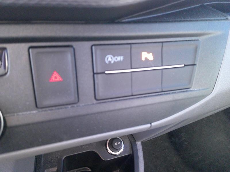Photo 11 de l’annonce de VOLKSWAGEN Transporter Fg VUL d’occasion à vendre à PERPIGNAN