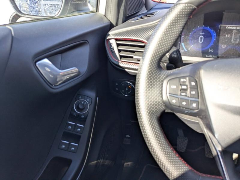 Photo 18 de l’annonce de FORD Puma d’occasion à vendre à AVIGNON