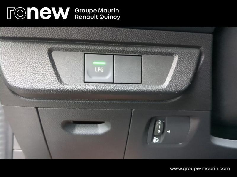 Photo 15 de l’annonce de DACIA Jogger d’occasion à vendre à QUINCY-SOUS-SÉNART