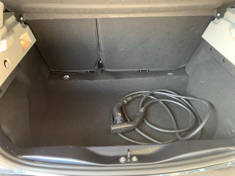 Photo 5 de l’annonce de RENAULT Zoe d’occasion à vendre à CHENNEVIÈRES-SUR-MARNE