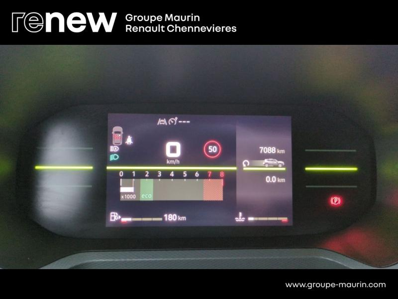 Photo 9 de l’annonce de DACIA Duster d’occasion à vendre à CHENNEVIÈRES-SUR-MARNE