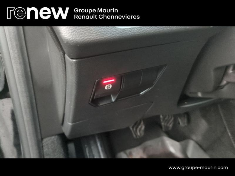 Photo 16 de l’annonce de DACIA Duster d’occasion à vendre à CHENNEVIÈRES-SUR-MARNE