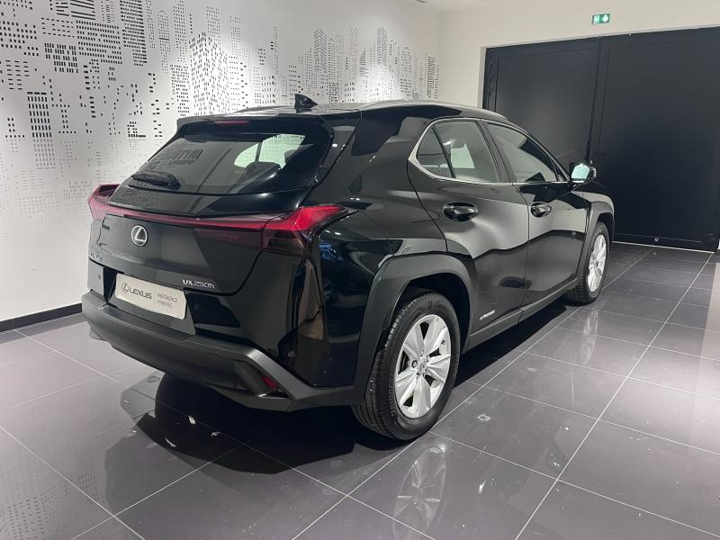Photo 4 de l’annonce de LEXUS UX d’occasion à vendre à LATTES