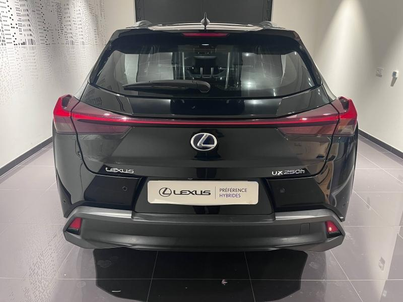 Photo 5 de l’annonce de LEXUS UX d’occasion à vendre à LATTES