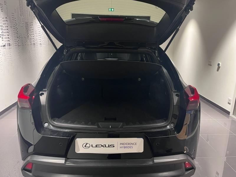 Photo 7 de l’annonce de LEXUS UX d’occasion à vendre à LATTES