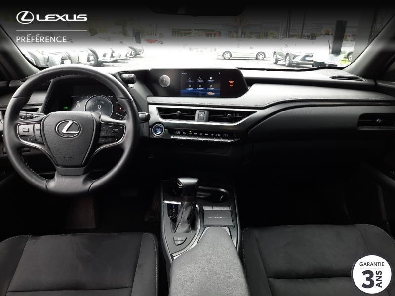 Photo 18 de l’annonce de LEXUS UX d’occasion à vendre à LATTES