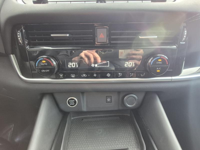 Photo 18 de l’annonce de NISSAN Qashqai d’occasion à vendre à GRENOBLE