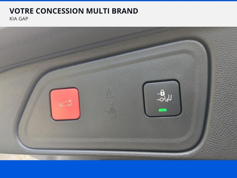 Photo 12 de l’annonce de PEUGEOT 3008 d’occasion à vendre à GAP