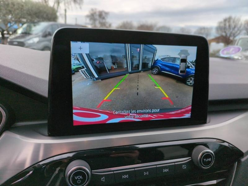 Photo 7 de l’annonce de FORD Kuga d’occasion à vendre à NÎMES