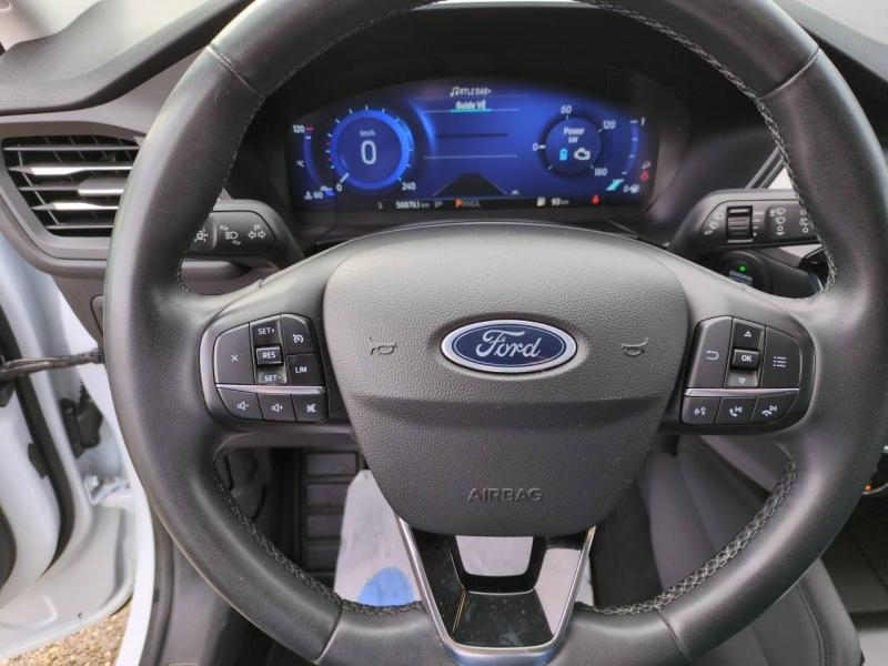 Photo 12 de l’annonce de FORD Kuga d’occasion à vendre à NÎMES