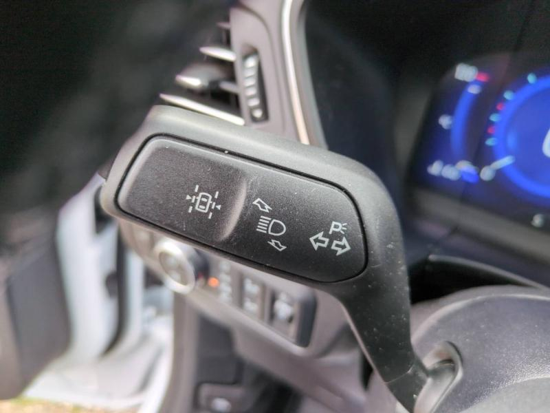 Photo 13 de l’annonce de FORD Kuga d’occasion à vendre à NÎMES