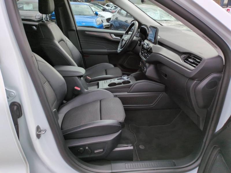 Photo 18 de l’annonce de FORD Kuga d’occasion à vendre à NÎMES