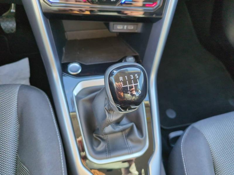 Photo 11 de l’annonce de VOLKSWAGEN T-Roc d’occasion à vendre à NÎMES