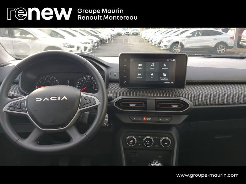 Photo 8 de l’annonce de DACIA Sandero d’occasion à vendre à VARENNES SUR SEINE