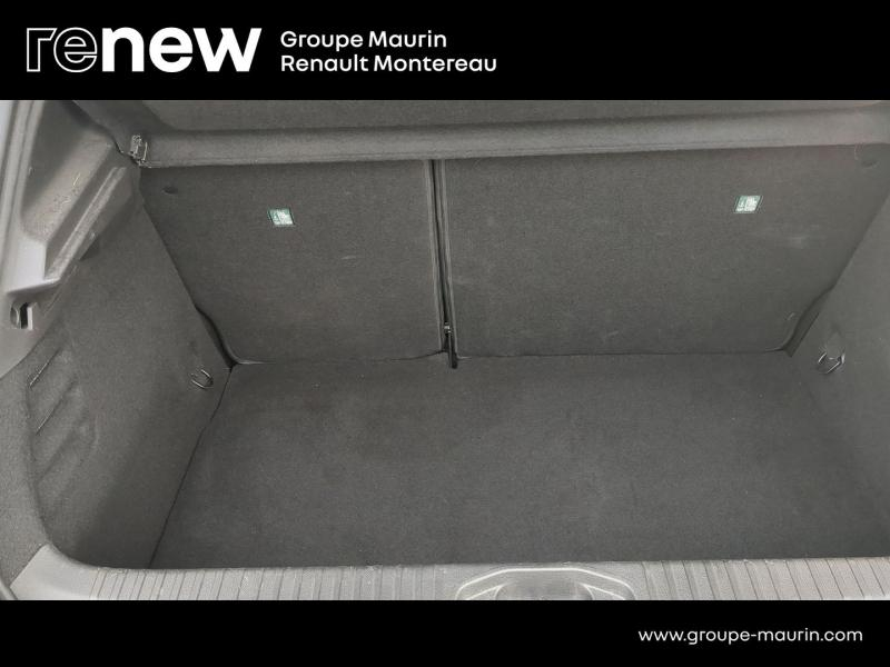 Photo 10 de l’annonce de RENAULT Clio d’occasion à vendre à VARENNES SUR SEINE