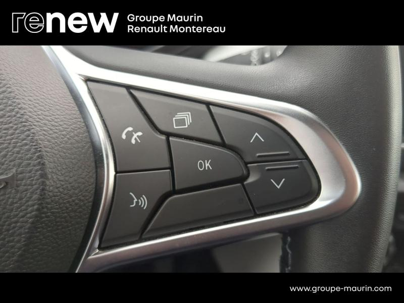 Photo 16 de l’annonce de RENAULT Clio d’occasion à vendre à VARENNES SUR SEINE