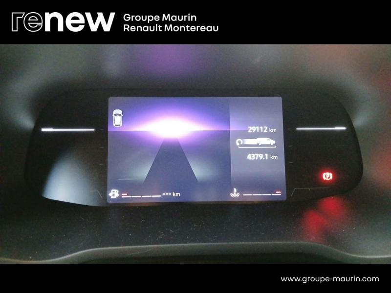 Photo 11 de l’annonce de RENAULT Trafic Combi d’occasion à vendre à VARENNES SUR SEINE