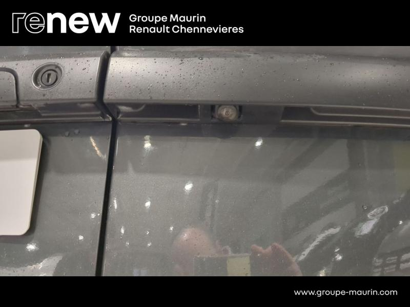 Photo 12 de l’annonce de DACIA Dokker d’occasion à vendre à CHENNEVIÈRES-SUR-MARNE