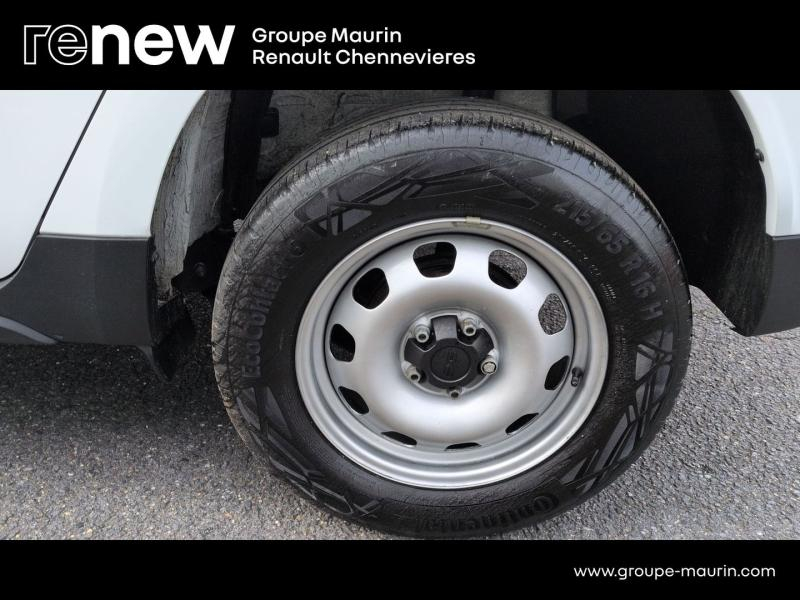 Photo 8 de l’annonce de DACIA Duster d’occasion à vendre à CHENNEVIÈRES-SUR-MARNE