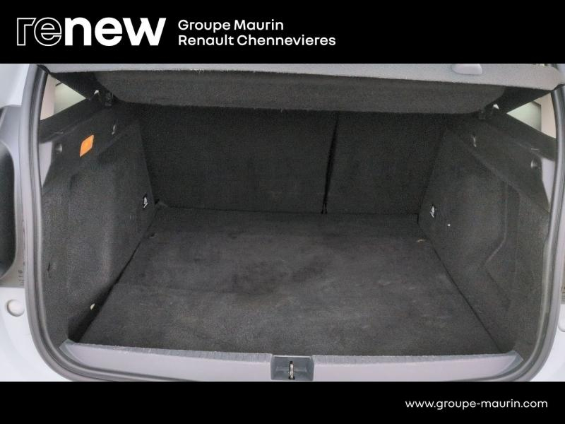 Photo 13 de l’annonce de DACIA Duster d’occasion à vendre à CHENNEVIÈRES-SUR-MARNE