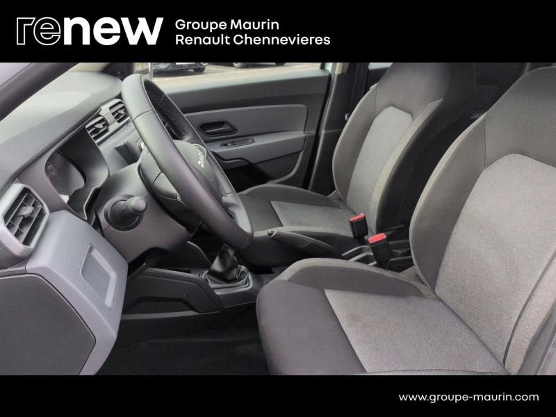 Photo 14 de l’annonce de DACIA Duster d’occasion à vendre à CHENNEVIÈRES-SUR-MARNE