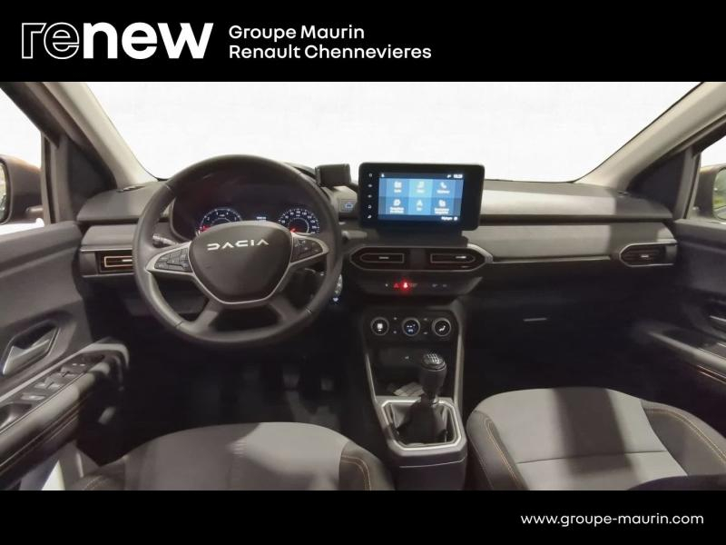 Photo 12 de l’annonce de DACIA Sandero d’occasion à vendre à CHENNEVIÈRES-SUR-MARNE