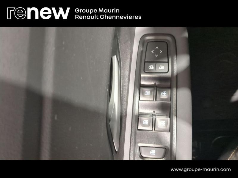 Photo 18 de l’annonce de DACIA Sandero d’occasion à vendre à CHENNEVIÈRES-SUR-MARNE