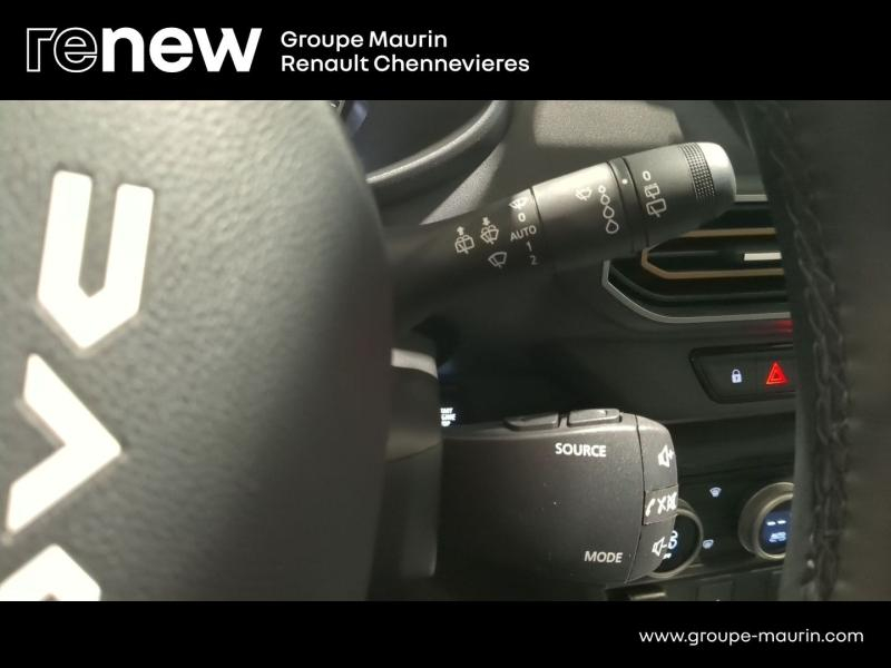 Photo 20 de l’annonce de DACIA Sandero d’occasion à vendre à CHENNEVIÈRES-SUR-MARNE