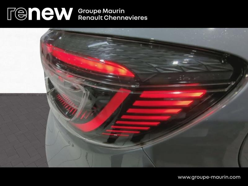 Photo 19 de l’annonce de RENAULT Clio d’occasion à vendre à CHENNEVIÈRES-SUR-MARNE