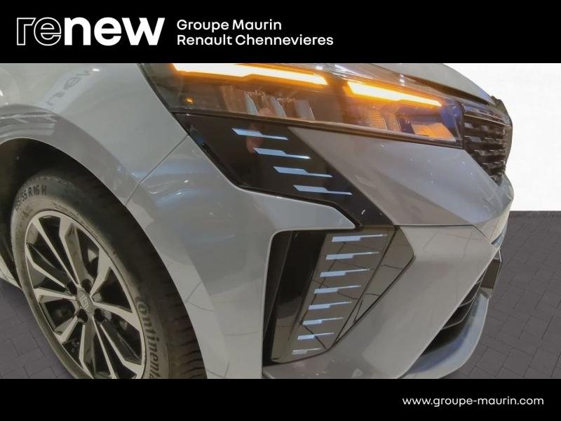 Photo 20 de l’annonce de RENAULT Clio d’occasion à vendre à CHENNEVIÈRES-SUR-MARNE