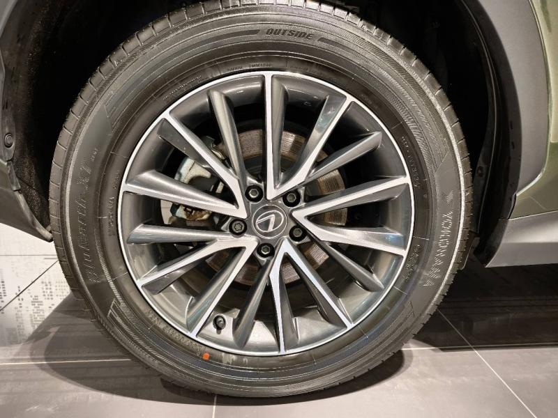 Photo 8 de l’annonce de LEXUS NX d’occasion à vendre à LATTES
