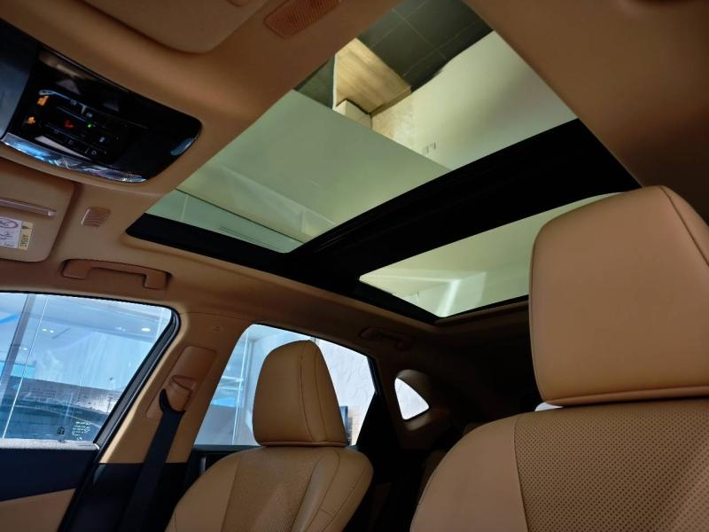 Photo 12 de l’annonce de LEXUS NX d’occasion à vendre à LATTES