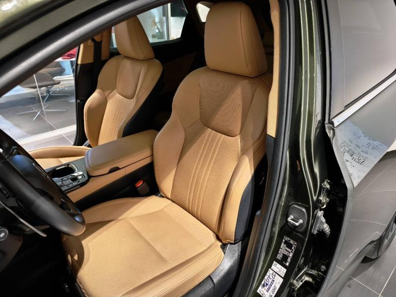 Photo 16 de l’annonce de LEXUS NX d’occasion à vendre à LATTES
