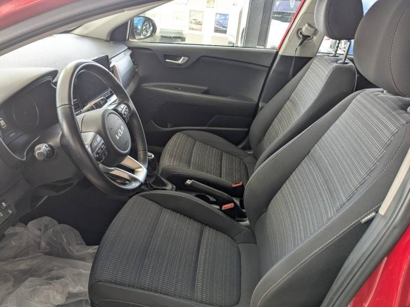 Photo 10 de l’annonce de KIA Stonic d’occasion à vendre à PAYS DE GEX