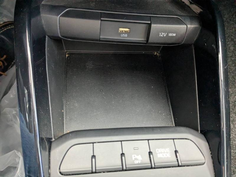 Photo 15 de l’annonce de KIA Stonic d’occasion à vendre à PAYS DE GEX