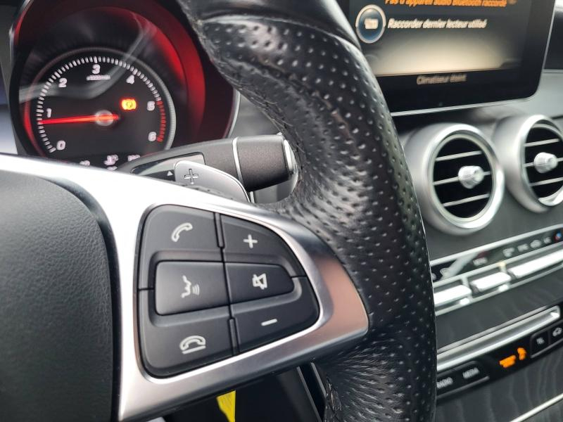 Photo 16 de l’annonce de MERCEDES-BENZ Classe C Cabriolet d’occasion à vendre à PAYS DE GEX