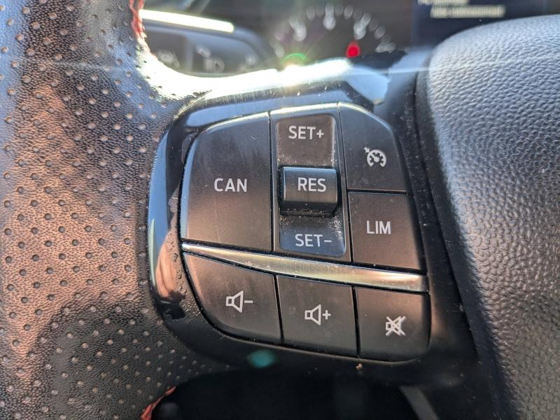 Photo 19 de l’annonce de FORD Fiesta d’occasion à vendre à DRAGUIGNAN