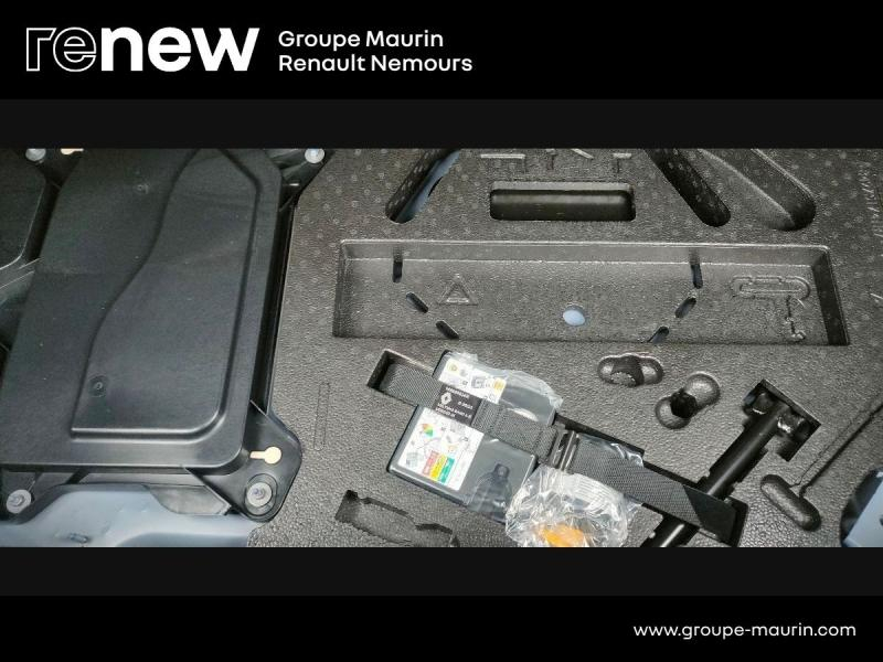 Photo 12 de l’annonce de RENAULT Clio d’occasion à vendre à SAINT PIERRE LES NEMOURS