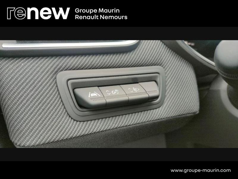 Photo 20 de l’annonce de RENAULT Clio d’occasion à vendre à SAINT PIERRE LES NEMOURS