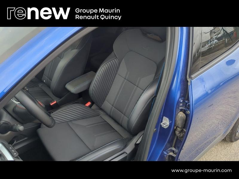 Photo 12 de l’annonce de RENAULT Clio d’occasion à vendre à QUINCY-SOUS-SÉNART