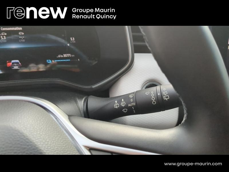 Photo 17 de l’annonce de RENAULT Clio d’occasion à vendre à QUINCY-SOUS-SÉNART