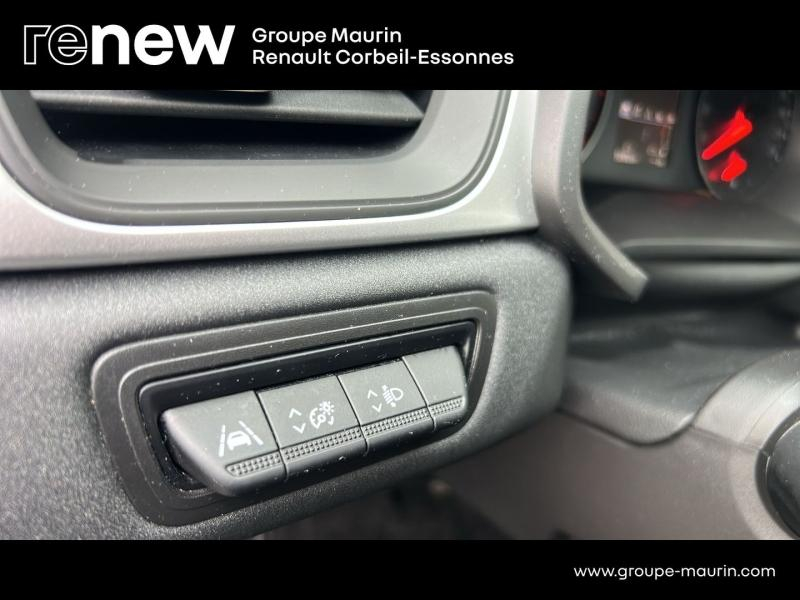 Photo 17 de l’annonce de RENAULT Captur d’occasion à vendre à CORBEIL-ESSONNES