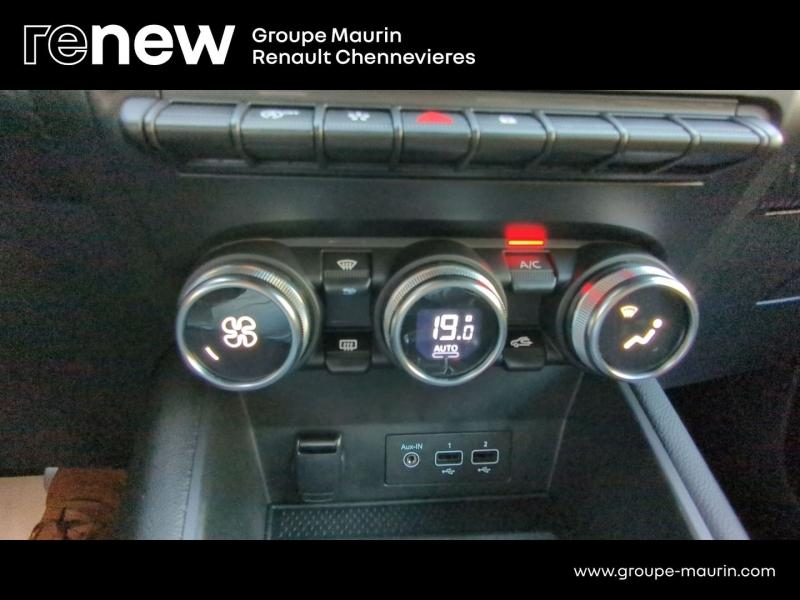 Photo 16 de l’annonce de RENAULT Captur d’occasion à vendre à CHENNEVIÈRES-SUR-MARNE