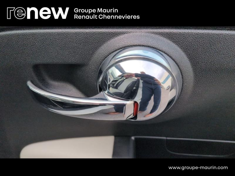 Photo 18 de l’annonce de FIAT 500 d’occasion à vendre à CHENNEVIÈRES-SUR-MARNE