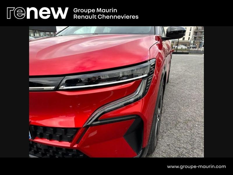 Photo 10 de l’annonce de RENAULT Megane d’occasion à vendre à CHENNEVIÈRES-SUR-MARNE