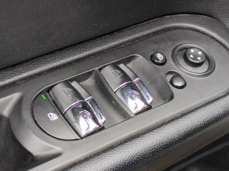 Photo 17 de l’annonce de MINI Countryman d’occasion à vendre à NIMES