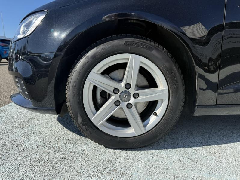 Photo 9 de l’annonce de AUDI A3 Sportback d’occasion à vendre à AUBAGNE