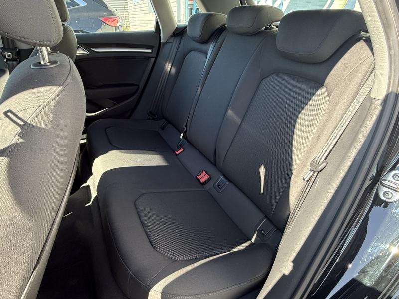 Photo 17 de l’annonce de AUDI A3 Sportback d’occasion à vendre à AUBAGNE