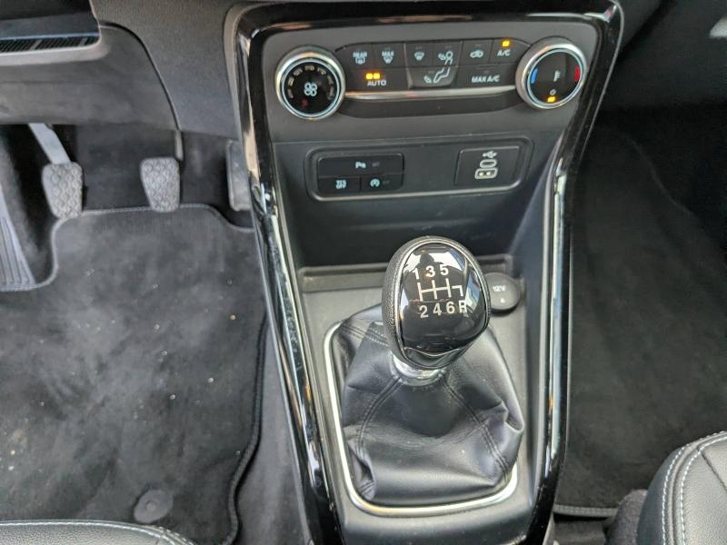 Photo 16 de l’annonce de FORD EcoSport d’occasion à vendre à LA VALETTE