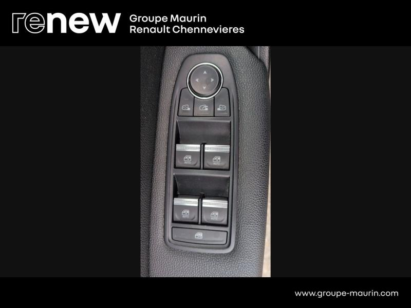 Photo 18 de l’annonce de RENAULT Captur d’occasion à vendre à CHENNEVIÈRES-SUR-MARNE